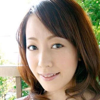 橘惠丽奈橘エレナ